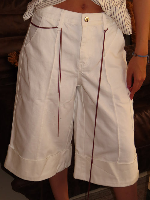 Bermudas white denim